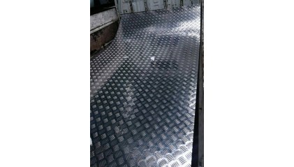 лист нержавеющий рифленый квинтет 4 мм AISI 430 купить в Оренбурге