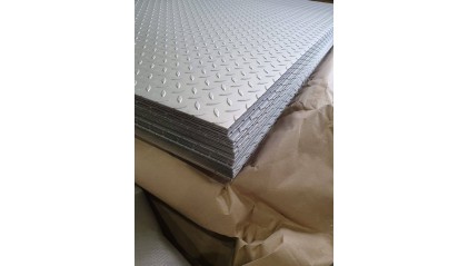 лист нержавеющий рифленый чечевица 6 мм 08Х17Т купить в Оренбурге