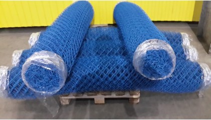 сетку рабицу стальную с полимерным покрытием (ПВХ) 55x55 1,1 мм купить в Оренбурге