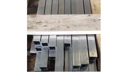 трубу алюминиевую профильную квадратную 100x100 3 мм АД0 купить в Оренбурге