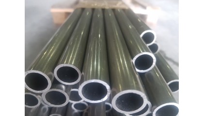 Труба стальная бесшовная 14x3 мм Ст10 фото трубу стальную бесшовную 14x3 мм Ст10 купить в Оренбурге