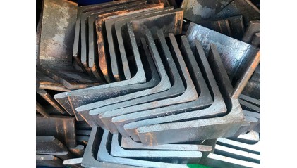 уголок стальной гнутый равнополочный 40x40x2,5 мм 10ХСНД купить в Оренбурге