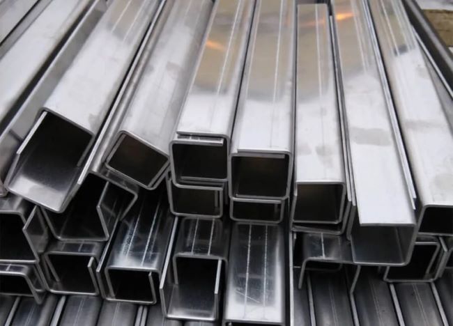 Швеллер нержавеющий