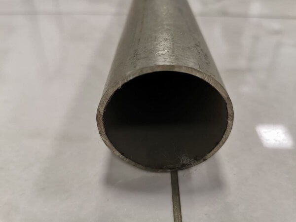 Труба нержавеющая электросварная прямошовная 40x3 мм AISI 304 DIN 11850 фото